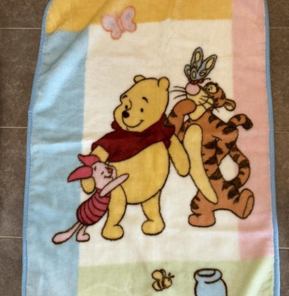 Vintage Winnie the Pooh - Picture 1 of 1